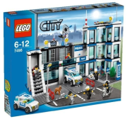 Lego City 7498 Police Station 