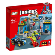 Lego Juniors 10672 Batman Defend the Batcave